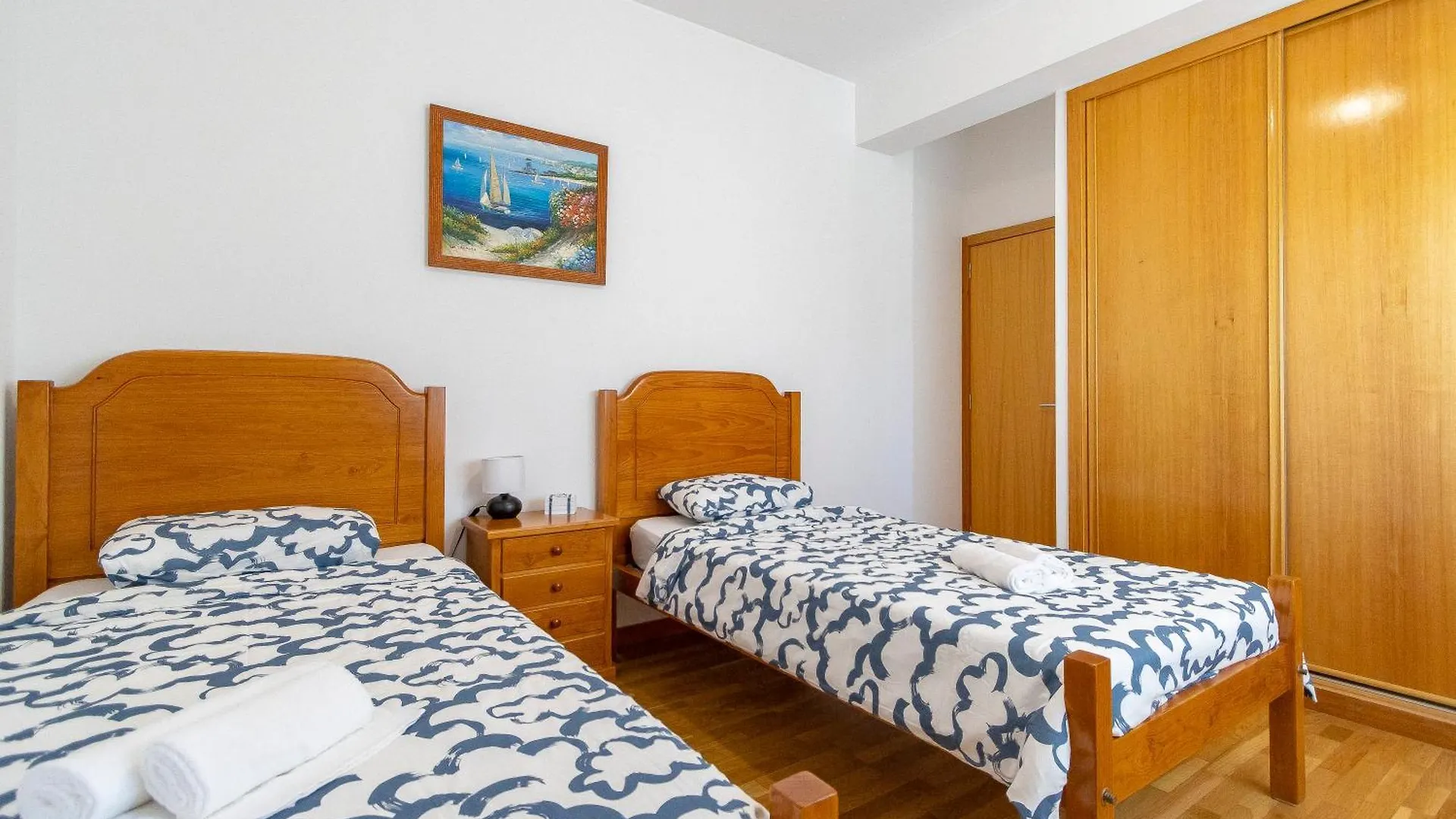 Blue Sea In Albufeira Marina Apartment
