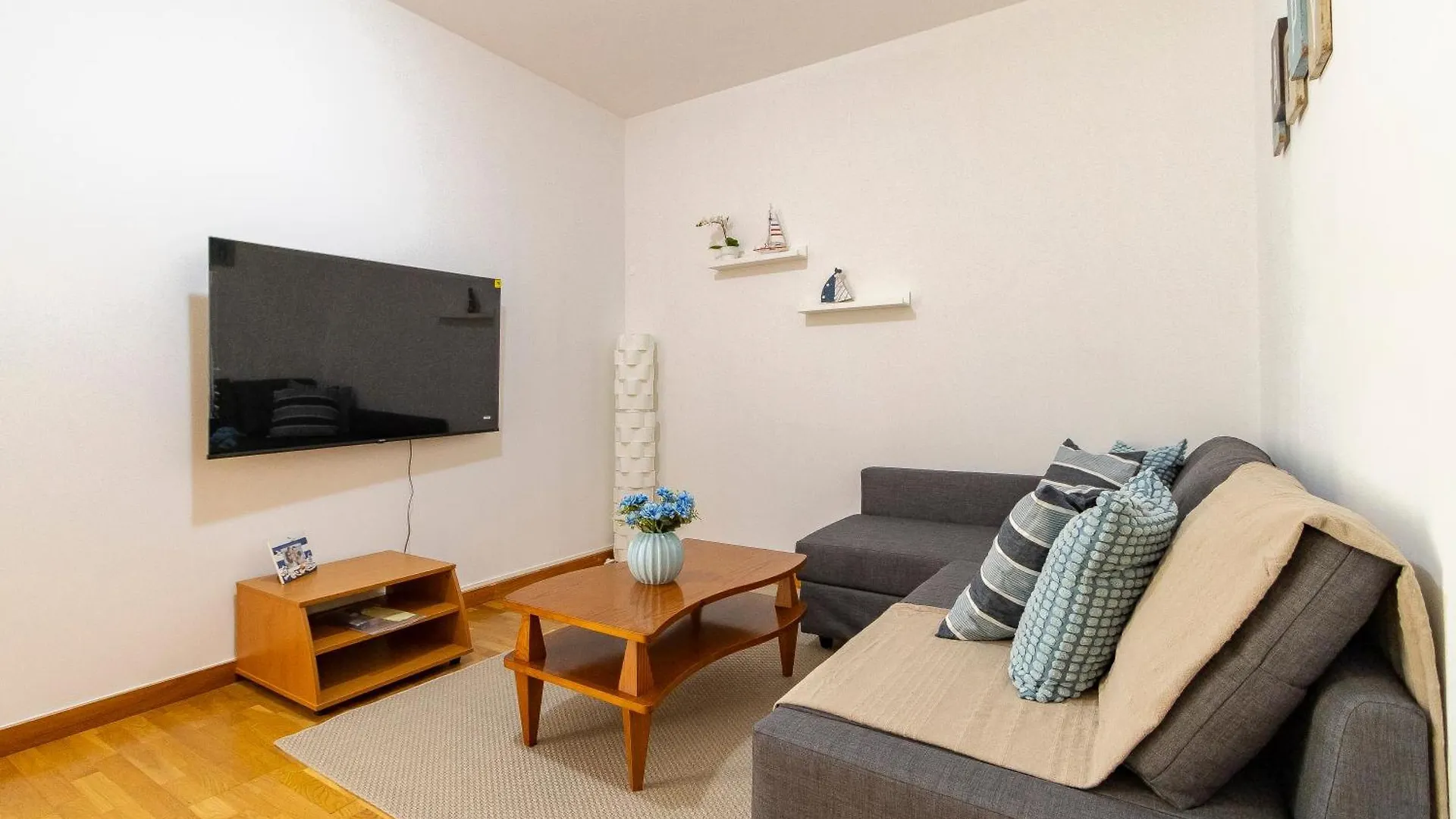 Blue Sea In Albufeira Marina Apartment